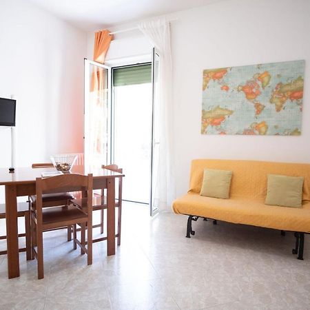 Cozy Apartments De Gasperi バーリ エクステリア 写真