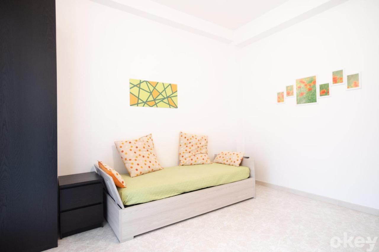 Cozy Apartments De Gasperi バーリ エクステリア 写真