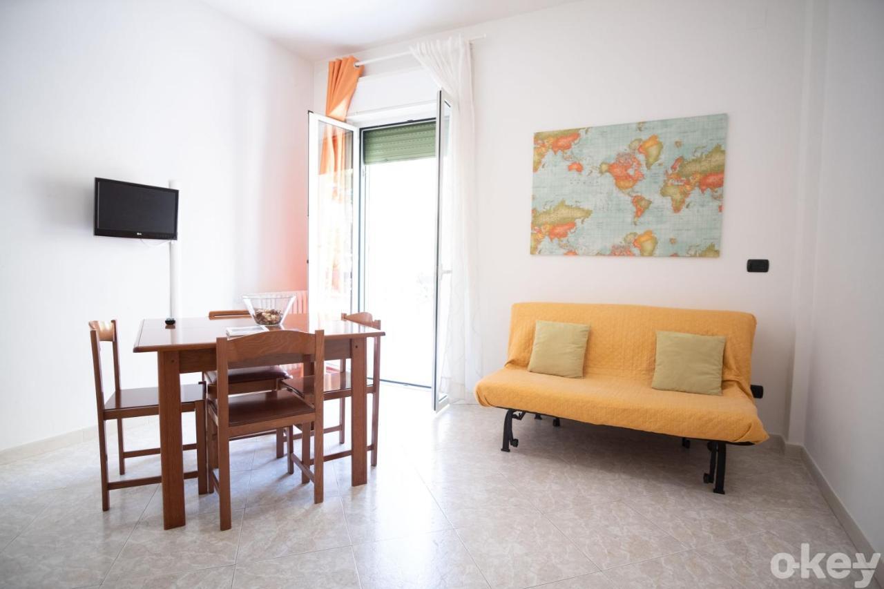 Cozy Apartments De Gasperi バーリ エクステリア 写真