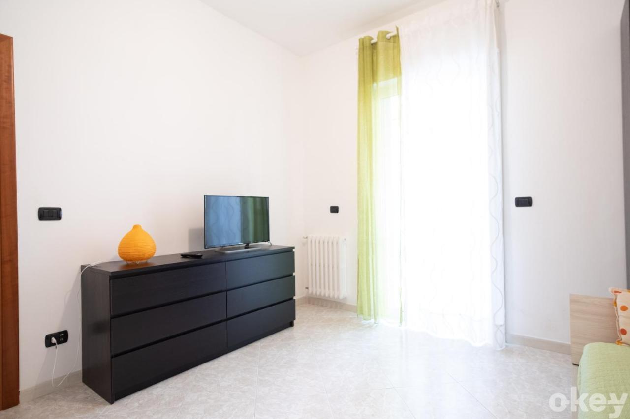 Cozy Apartments De Gasperi バーリ エクステリア 写真