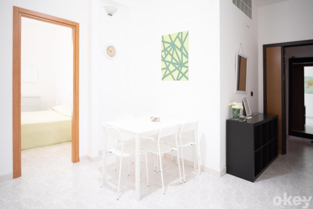 Cozy Apartments De Gasperi バーリ エクステリア 写真