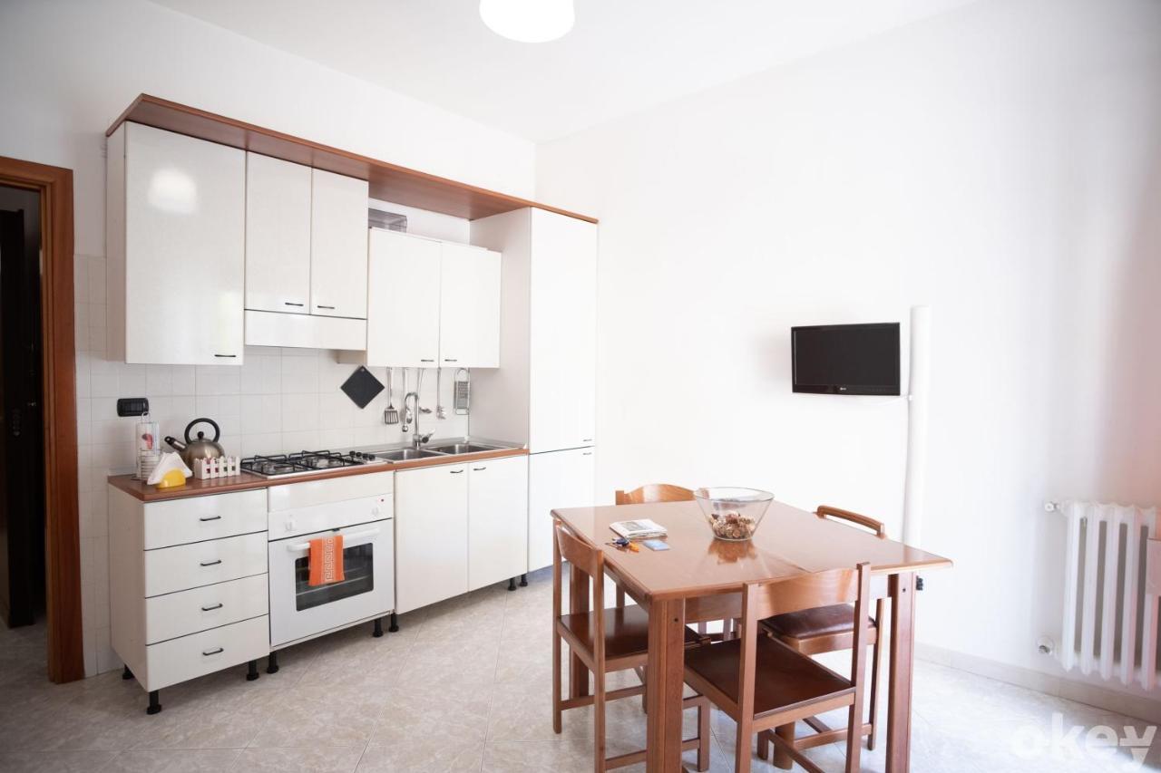 Cozy Apartments De Gasperi バーリ エクステリア 写真
